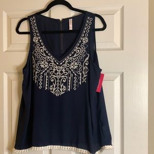 Women’s top size XL